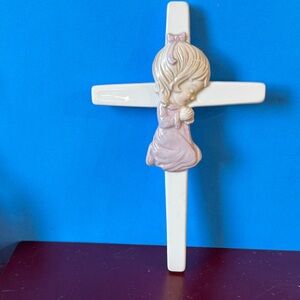 Vintage Roman Inc. Valencia Collection Baby Girl Praying Wall Cross